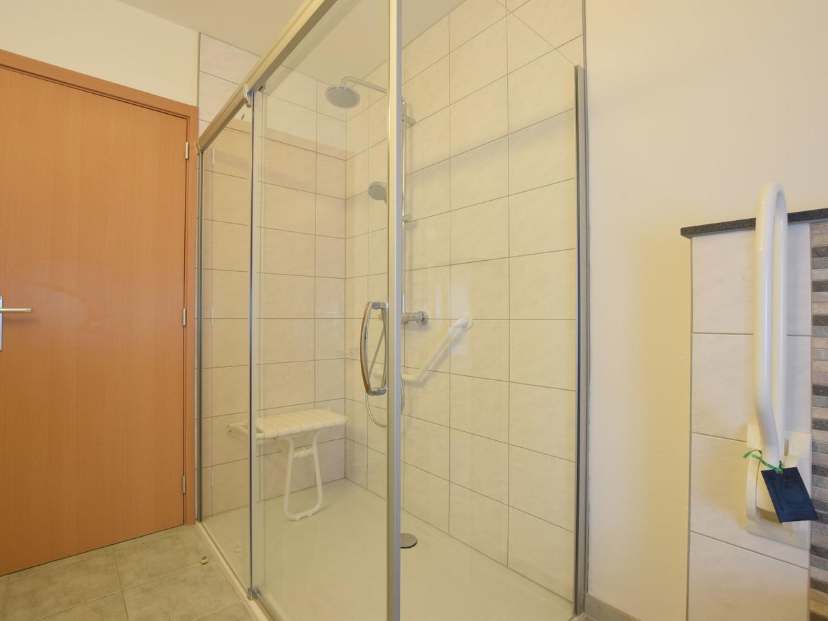 Cozy Apartment In Paliseul With Garden Carlsbourg エクステリア 写真