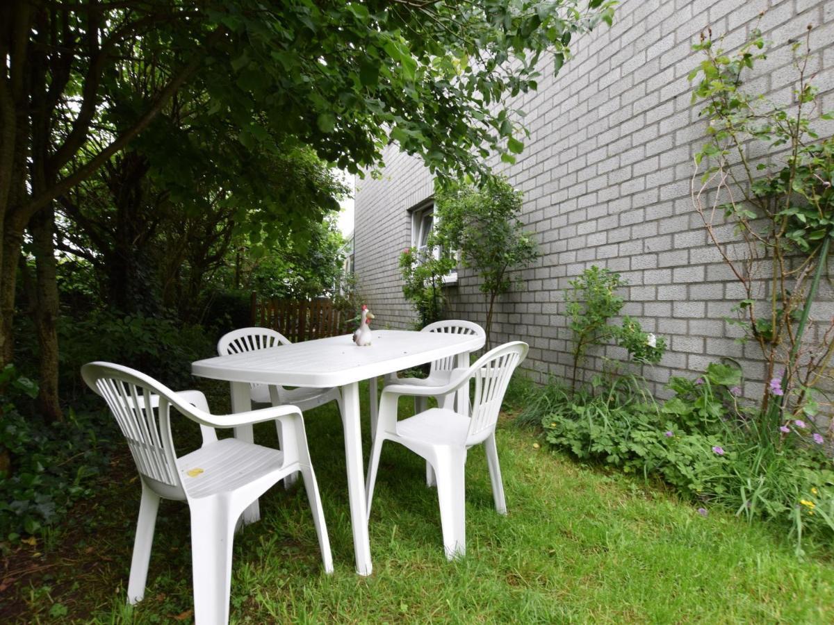 Cozy Apartment In Paliseul With Garden Carlsbourg エクステリア 写真